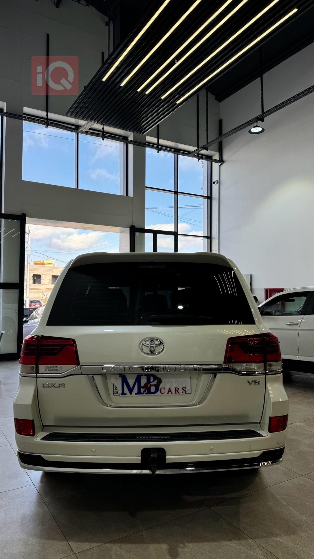 تويوتا لاندكروزر